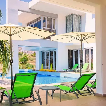 Casa Lucia * Пейя